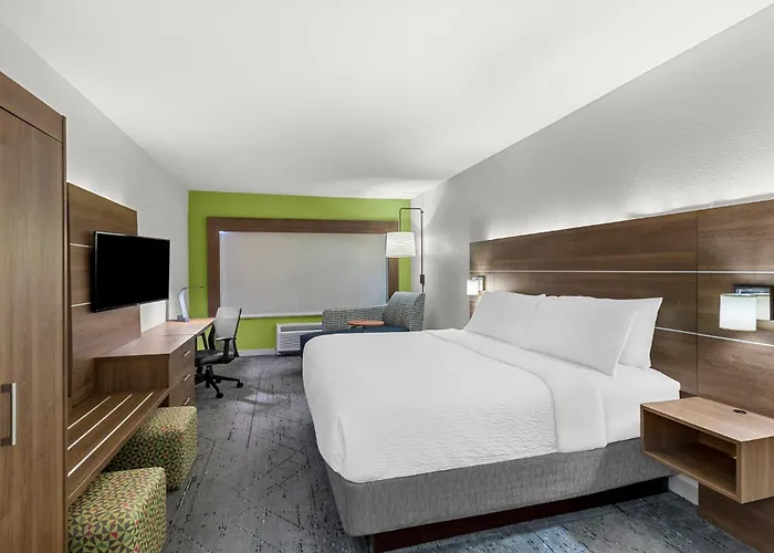Holiday Inn Express Hotel & Suites Savannah Midtown By Ihg