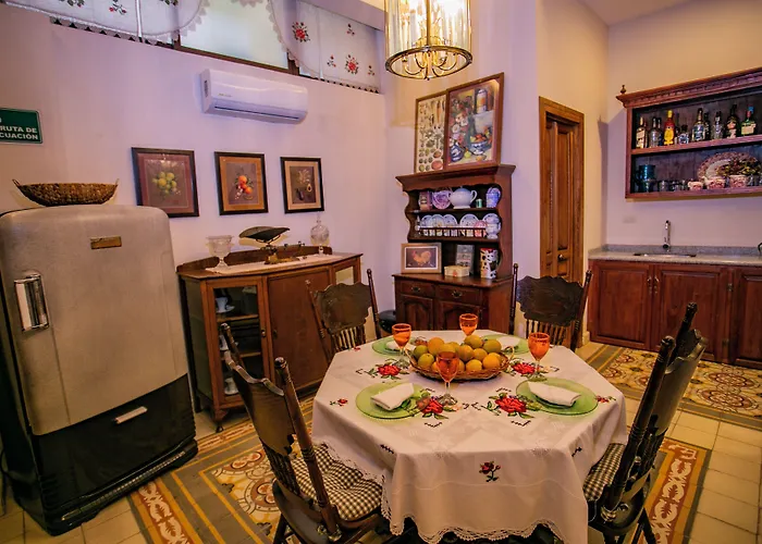 Grand Casa Naranjos, Hospedaje Alteno