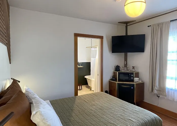 Scotia Lodge