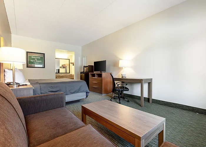 Econo Lodge Vero Beach - Downtown