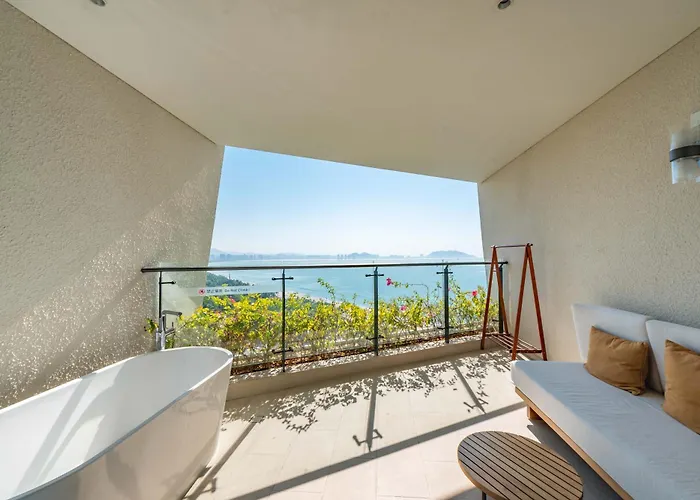 Sanya Conifer Resort