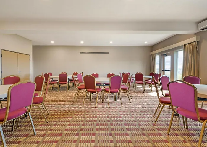 Best Western Plus Grapevine Inn