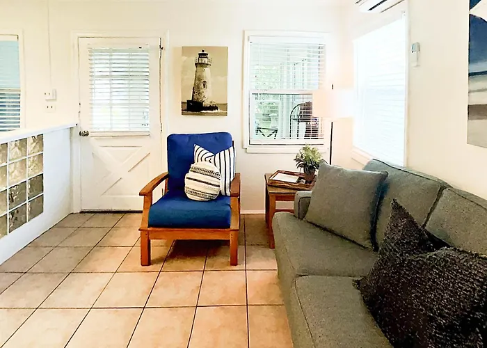 Captains Quarters A