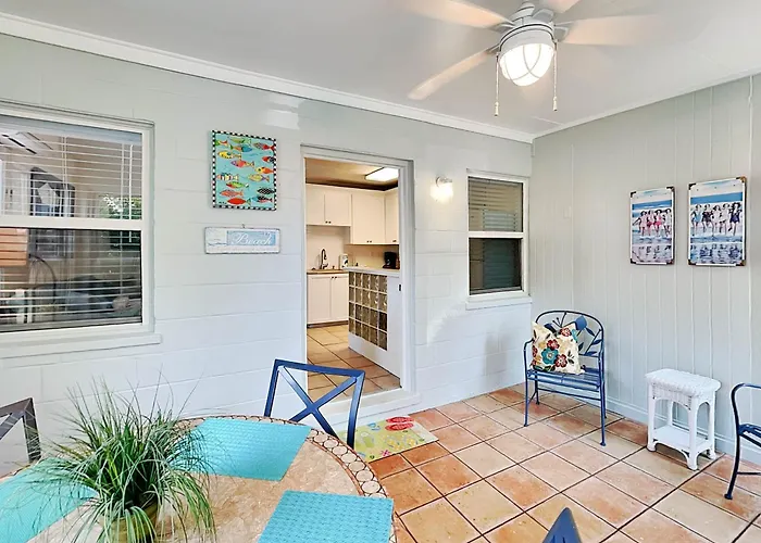 Captains Quarters A