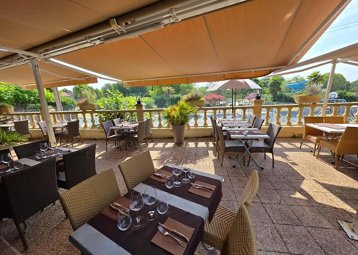 Logis Hotel & Restaurant Le Pardaillan