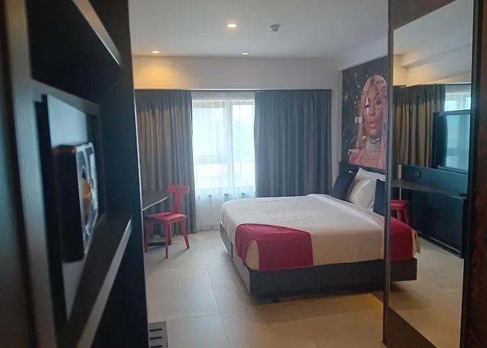 So City Hotel Adults Only Saint Julian's