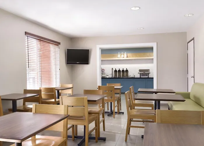 Country Inn & Suites By Radisson, Fresno North, Ca