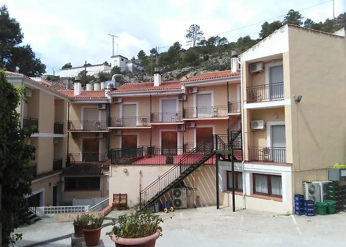 Hotel Yeste