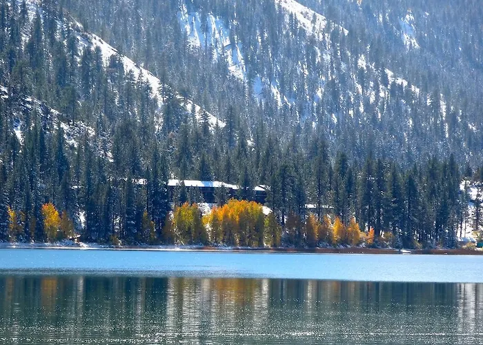 Boulder Lodge