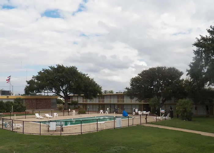 University Inn