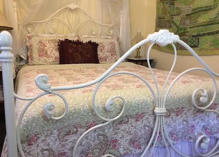 Fair Street Guest House