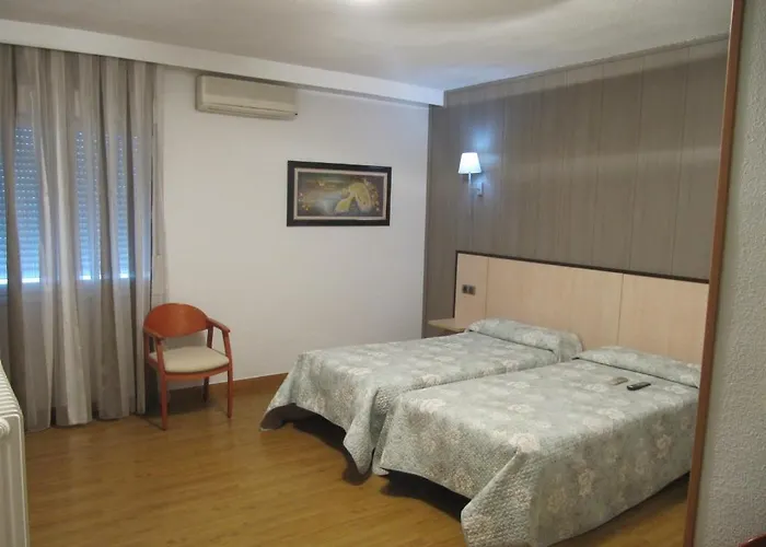 Hotel Corona De Castilla