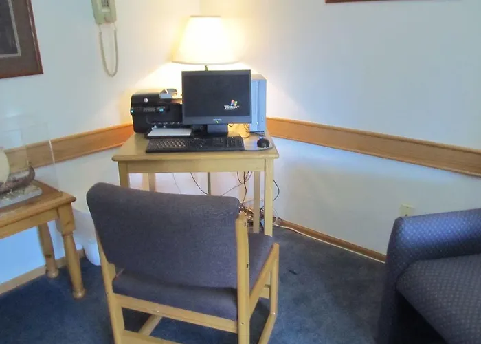 Tivoli Inn And Suites