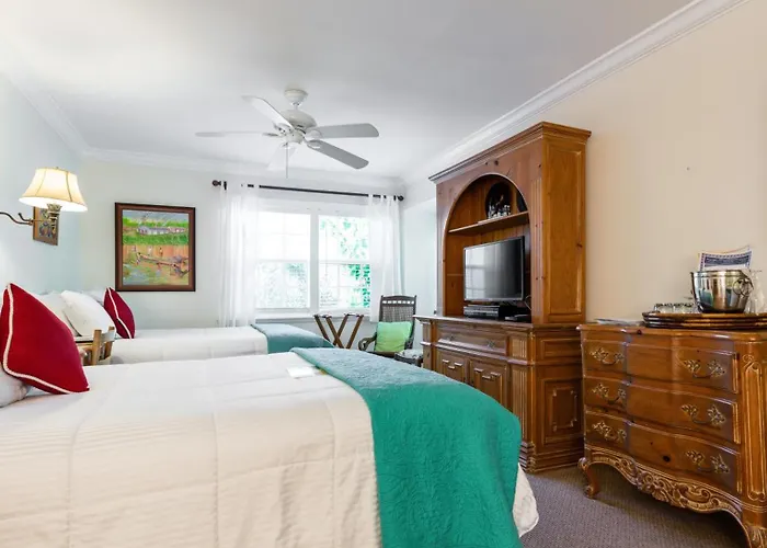 The Caribbean Court Boutique Hotel