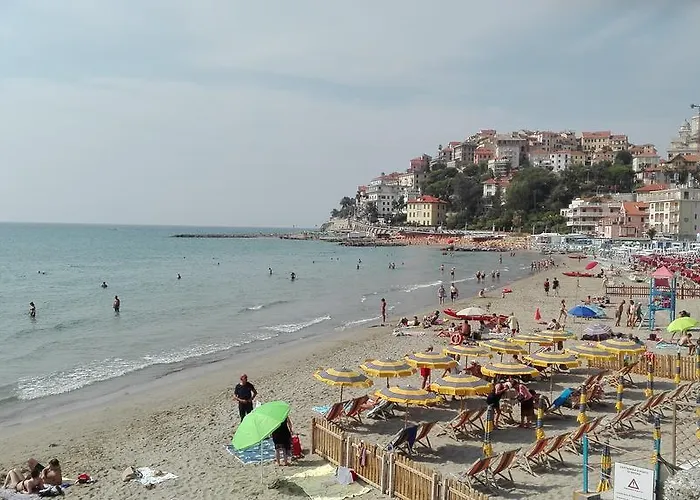 Case Vacanze Borgo Marina Imperia