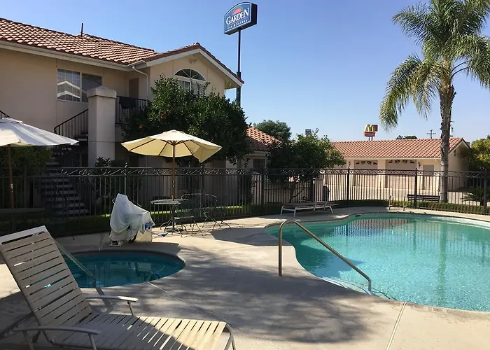 Garden Inn And Suites Fresno