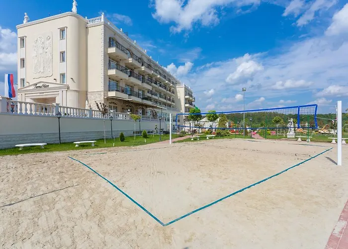 Therma Palace - Balneo Spa, Free Parking & Mineral Pools