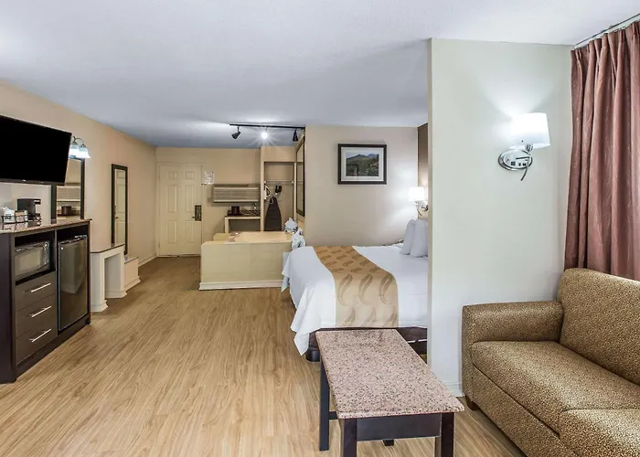 Quality Inn & Suites Gatlinburg North