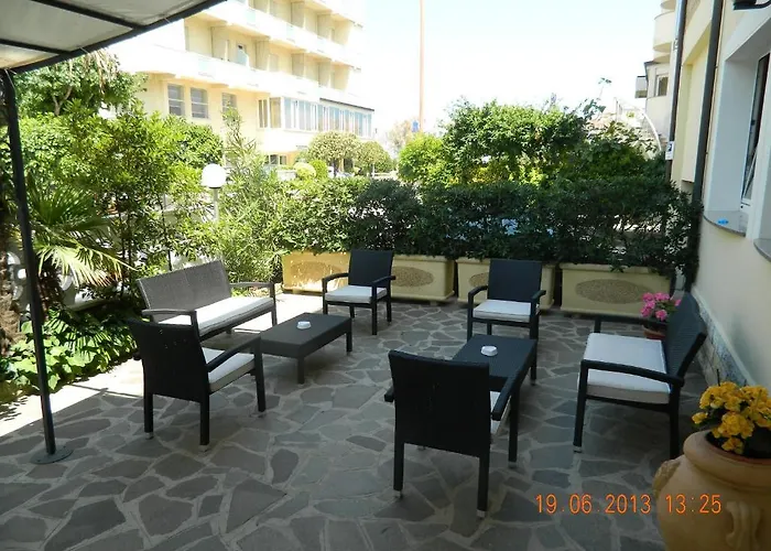 Hotel Rivamare Room Only And Free Coffee Room