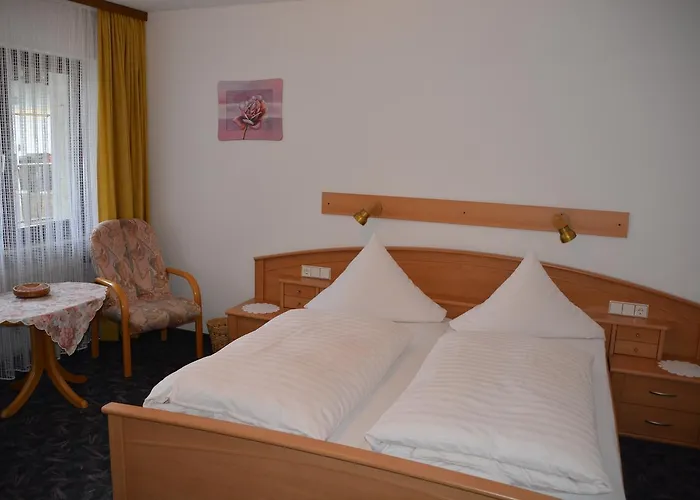 Decker'S Bio Hotel Zum Lamm