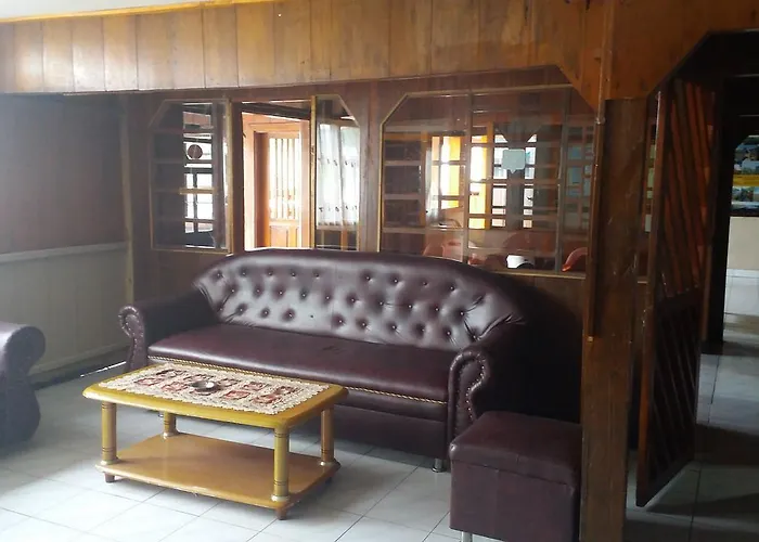 Hotel Fx72 Ruteng