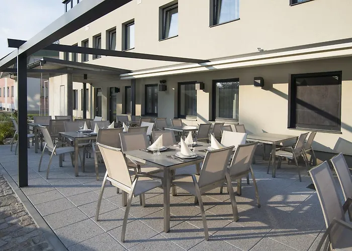 Hotel A Restaurace U Stavare