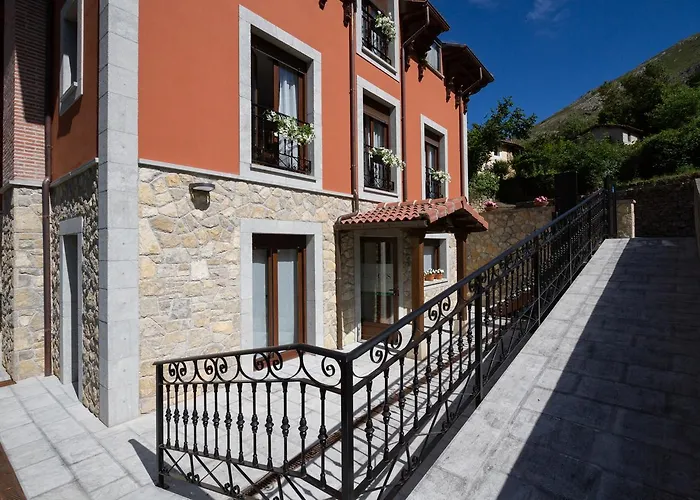 Hotel La Casona De Llerices