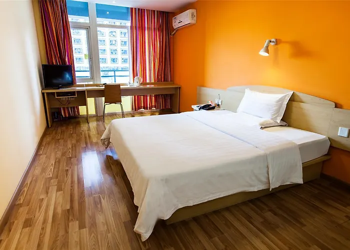 7Days Inn Nanjing Xuanwu Lake East Coach Terminal