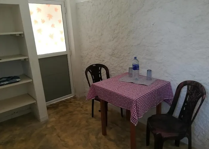 Hilda Guest House