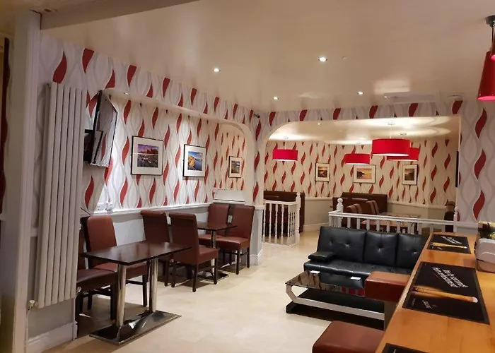 Ascot Hotel