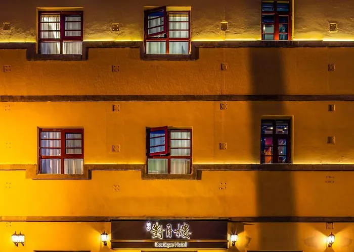 Moon&Chalice Boutique Hotel