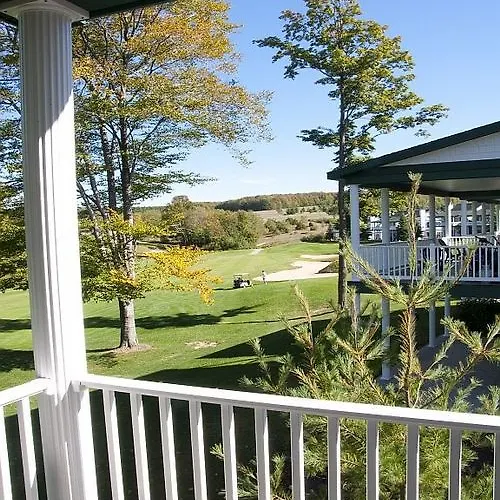 Chief Golf Cottages