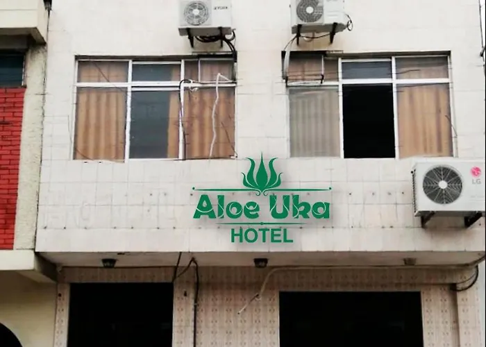 Hotel Aloe Uka