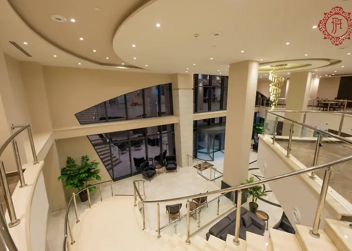 Paradise Premium Hotel