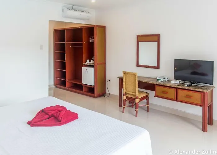 Alona Vida Beach Hill Resort