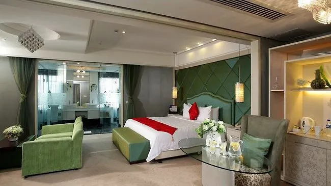 The Q Hotel