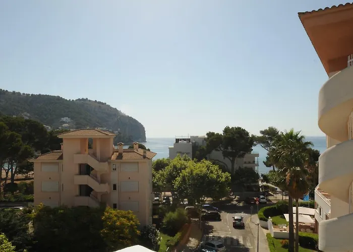 Mini Golf Apartments