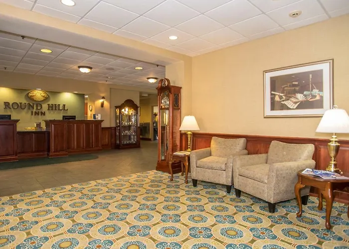 Round Hill Inn