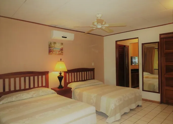 Flamingo Marina Hotel