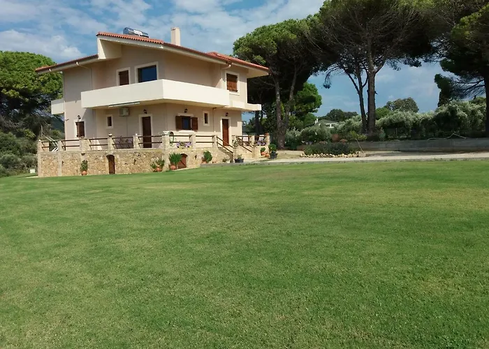 Armiriki Apartments