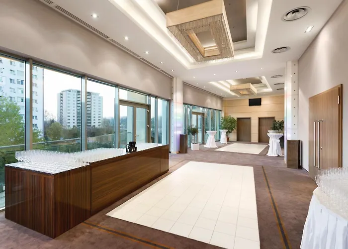 Hotel Ramada Pitesti