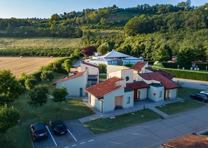 Albavillage Rooms & Camping