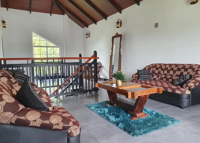 Misthill Rest - Lavish Villa