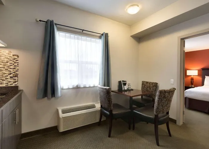 Travelodge By Wyndham Kindersley