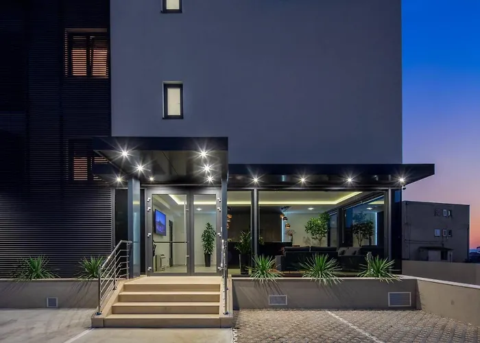 Ellure Luxury Suites