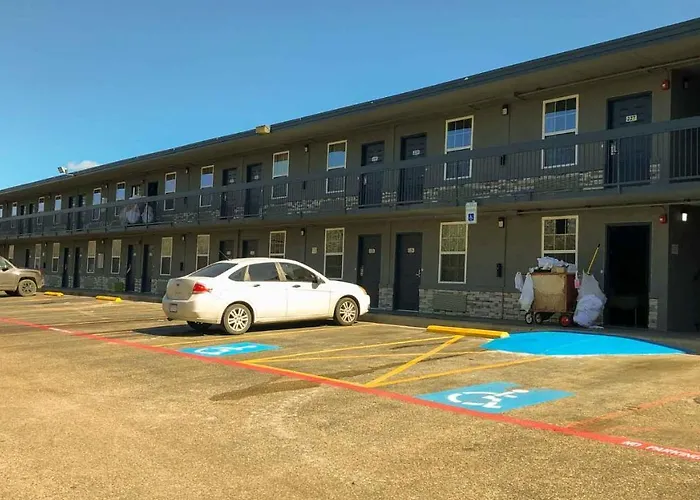 Motel 6-Temple, Tx