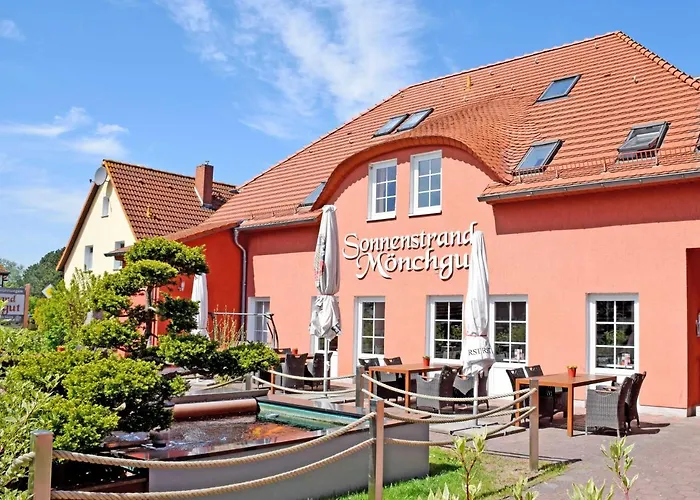 Das Kleine Hotel Auf Moenchgut