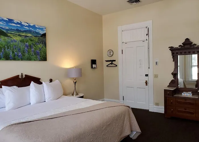 Hotel Ouray - For 12 Years Old And Over (Adults Only)