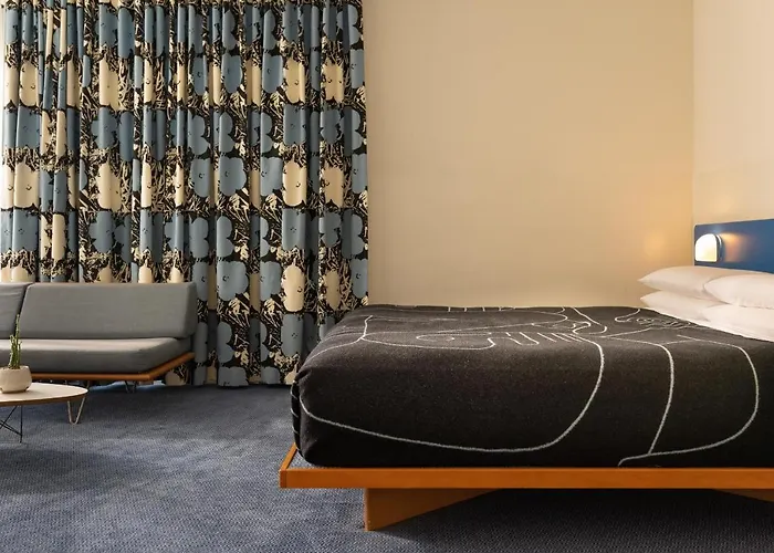 The Standard, Hollywood