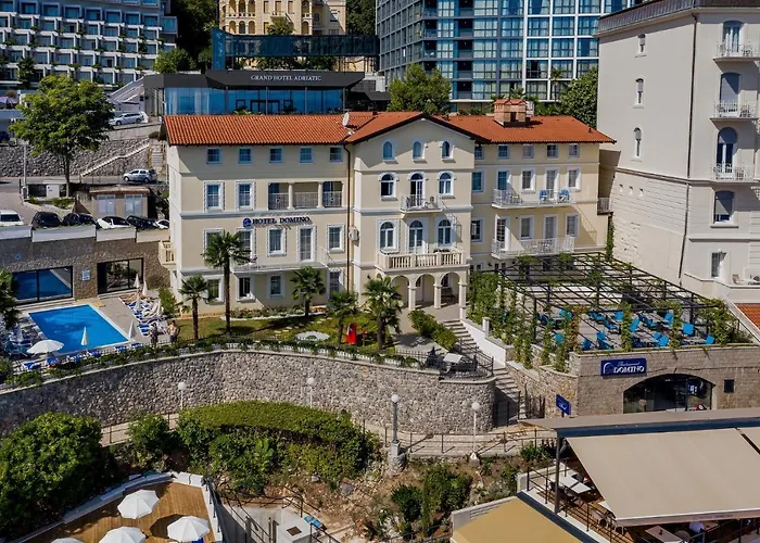 Hotel Domino